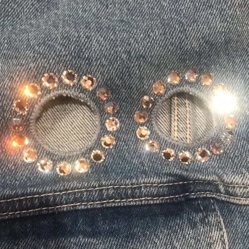 7 for all mankind Jean jacket with Swarovski element . Watch the video please - Picture 15 of 17